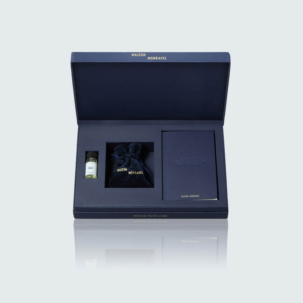 Coffret roche à parfumer Sancta Myrrha ouvert : la roche, son flacon de parfum et son livret