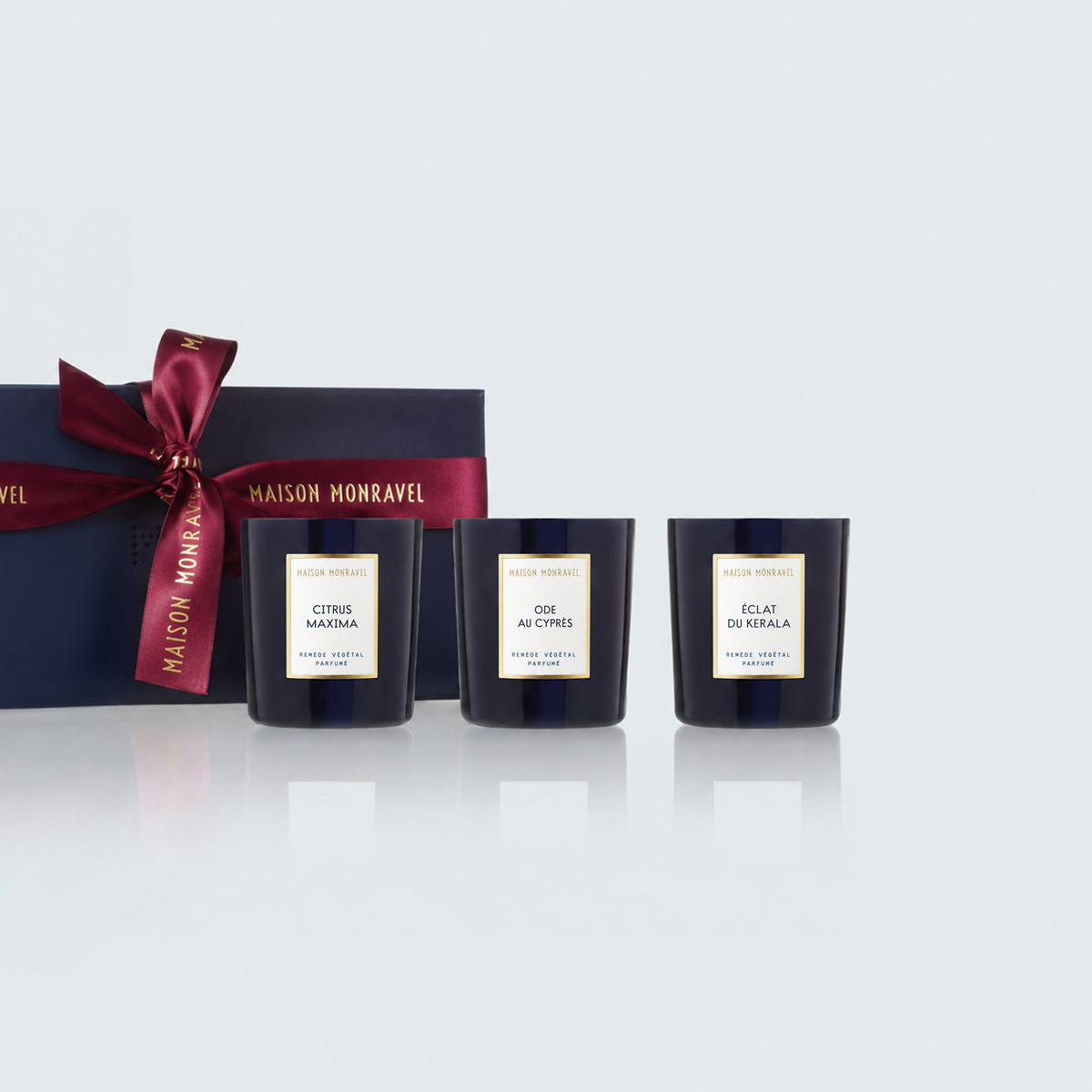 Coffret Traversée Olfactive noué de son ruban, prêt à offrir